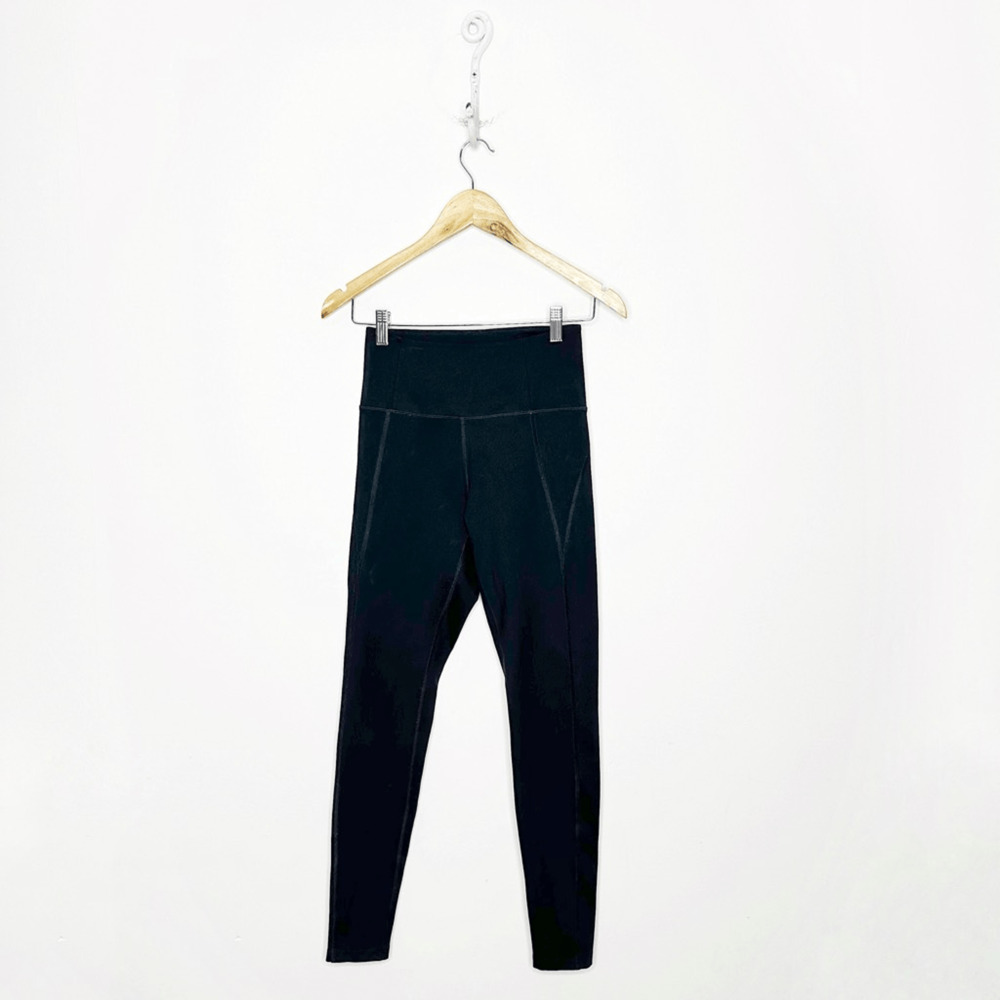 Girlfriend Collective Compressive High Rise Leggings in Black womens small S